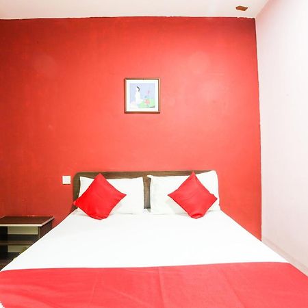 Oyo 89539 Hotel Siswa Kampar Exterior photo