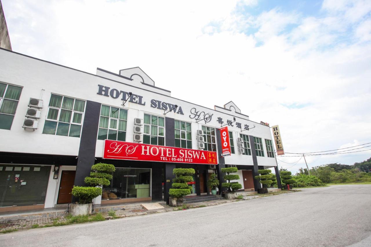 Oyo 89539 Hotel Siswa Kampar Exterior photo